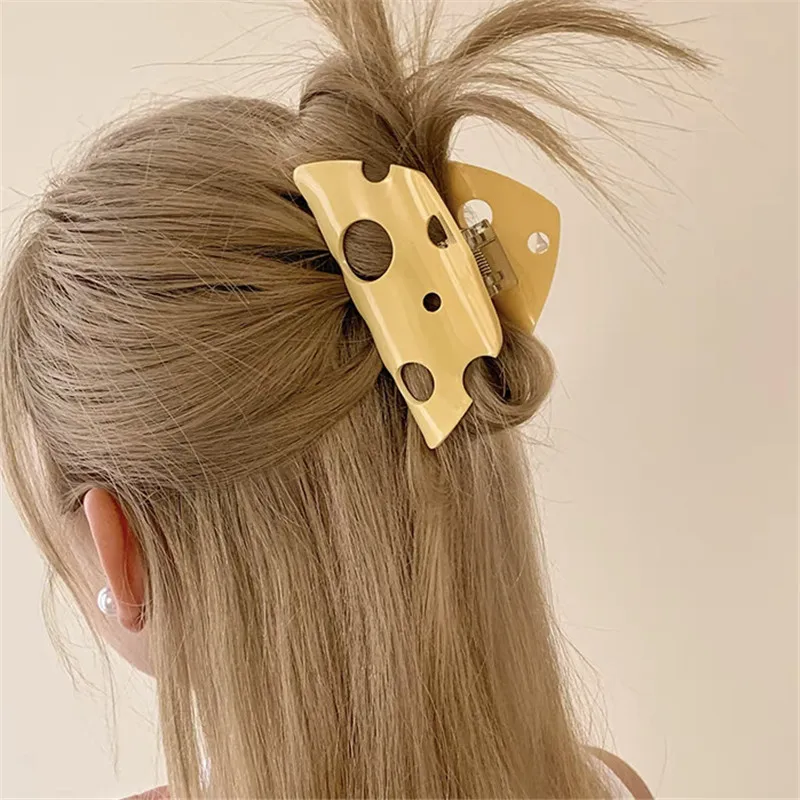 Lustige Käse-Haarspange, kreative Scheiben-Haarklammer, Haifisch-Haarspange, Mädchen-Haarklammer, dreieckige hohle Haarspange, Haar-Accessoires – Detail 3