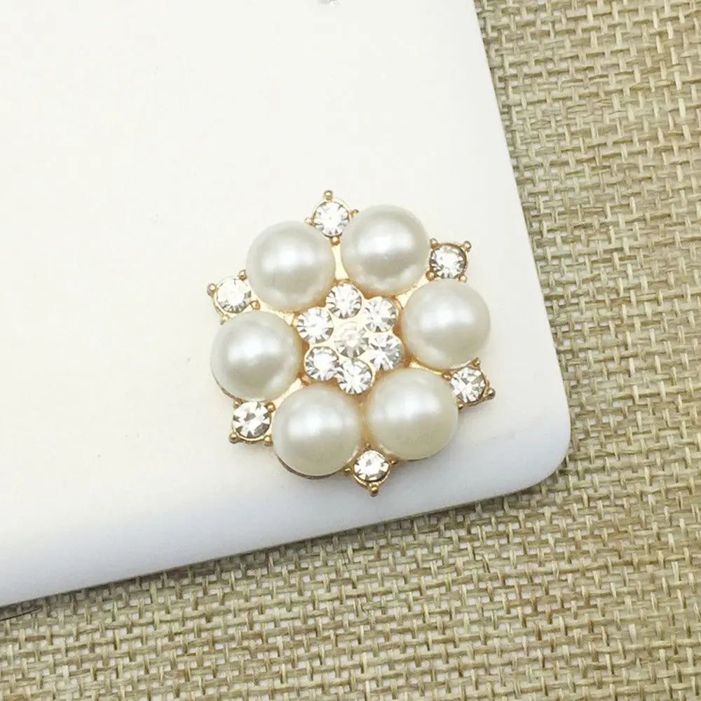 Beautiful Pearl Water Diamond Buckle Flower Shaped Sewing Button Scrapbooking Clothing Garment Decorative Wedding Dress Decor