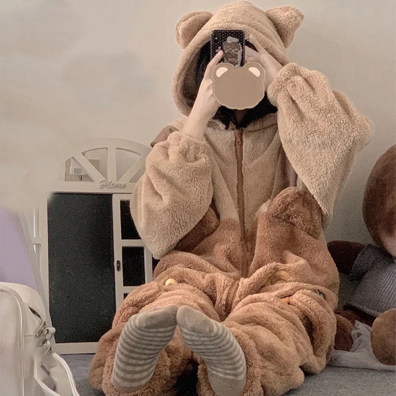 Pigiama orso Kigurumi tutine animali per adulti per le donne indumenti da notte invernali pigiama di flanella pigiama Anime Cartoon Bear Cosplay Onesies