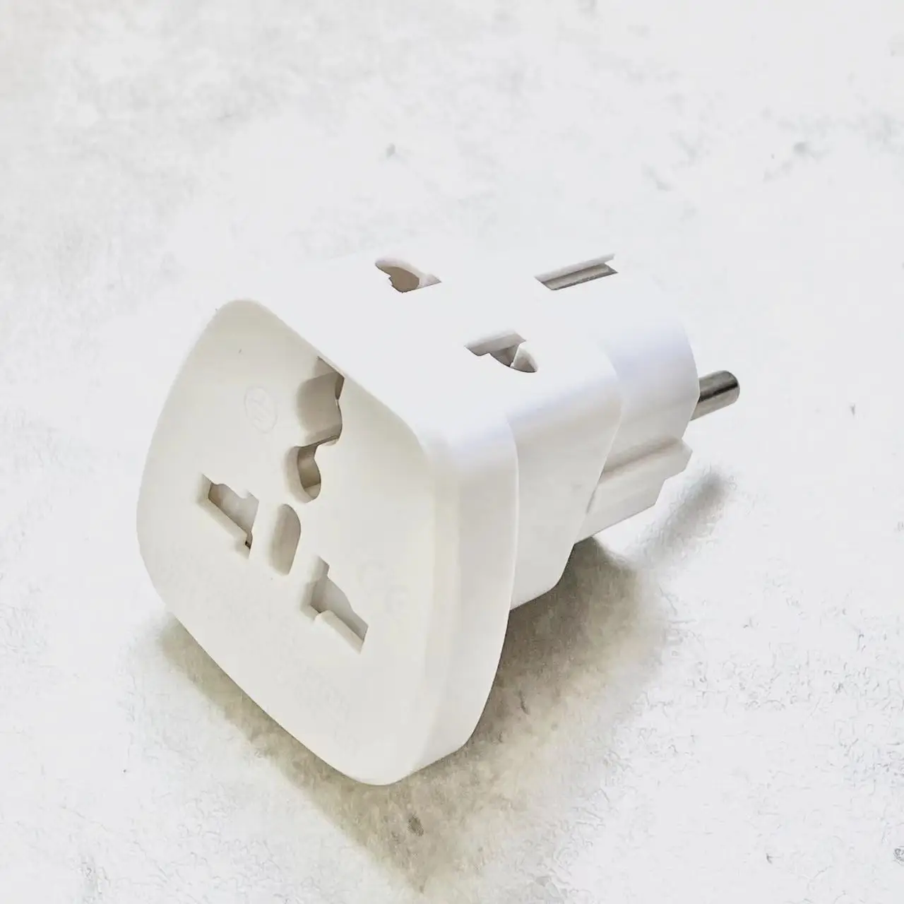 2 in 1 Universal Grounding Swiss Italy india AU US UK to EU Travel adapter Germany france Schuko convert plug With safety door