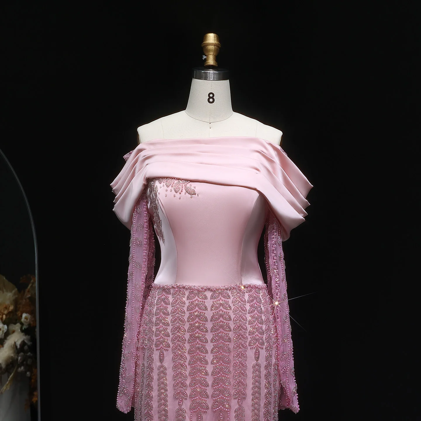 Sharon Said Abendkleid Luxuriöses Etuikleid Dubai Schulterfreies Langarm-Kleid mit Drapierung Arabisches Formelles Hochzeits- und Partykleid SS695 Maßanfertigung – Detail 12