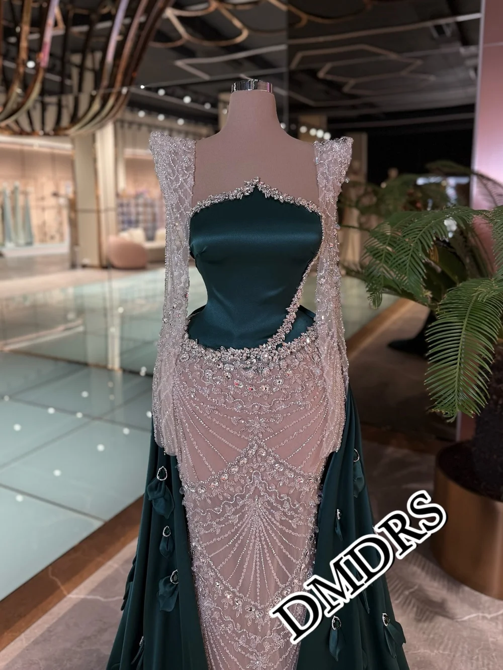 

DMDRS Fashionable Diamond Evening Dress 2026 Formal Beaded Long-Sleeve Party Gown Luxurious A-Line Floor-Length Party Dress