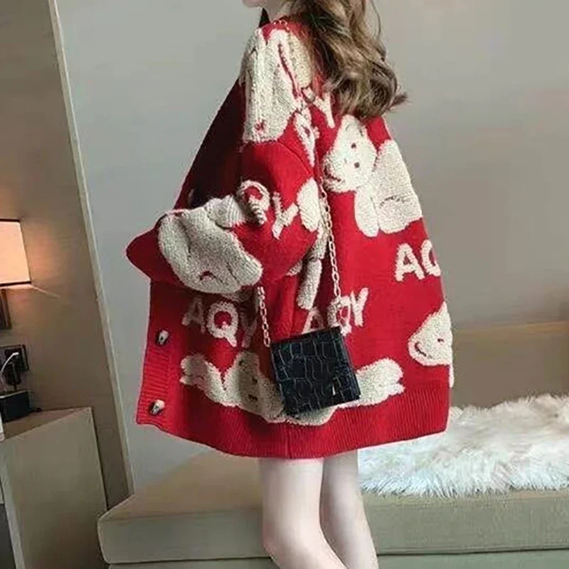 Cappotto maglione stampato orso maglione caldo lavorato a maglia rosso da donna cappotto cardigan monopetto per donna 2024 autunno inverno
