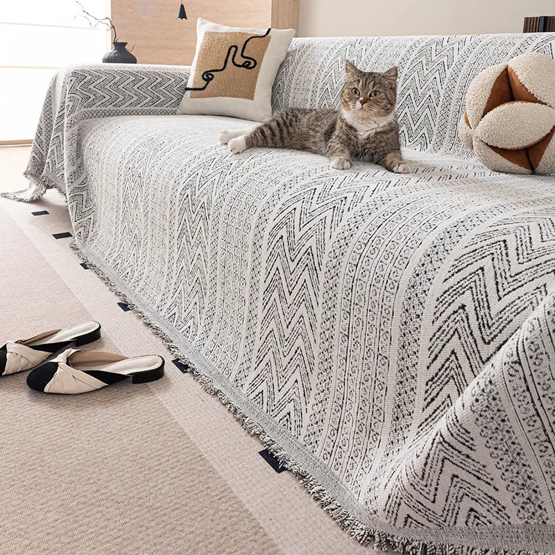 

1Pcs Simple Chenille Sofa Towel for All Seasons Home Living Room Non Slip and Anti Cat Scratch All Inclusive Seat Cover
