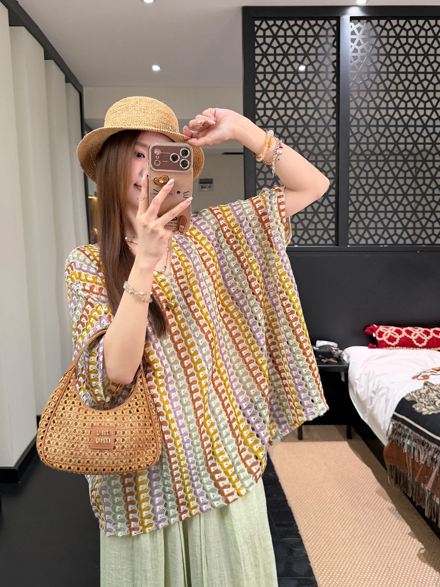 

Stripe Hook Knit V-Neck Cover up Top Summer Fashion Korean Style Polyester Fiber Thin Short Sleeve Women's T-Shirt