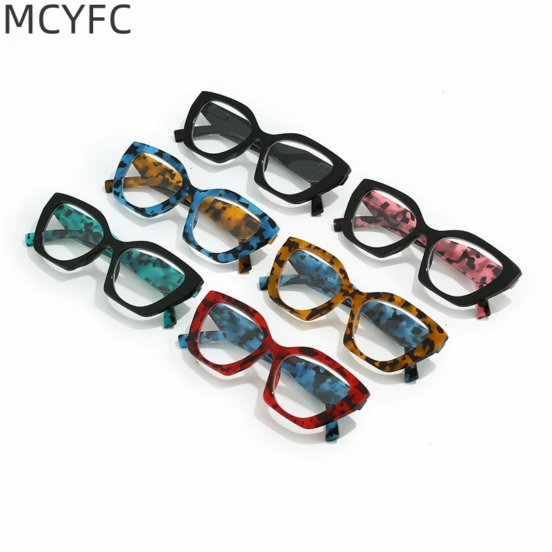 

MCYFC Butterfly Alien Color Reading Glasses for Women and Men A Christmas Gift Box-inspired Design Elder Read Book Eyeglasses