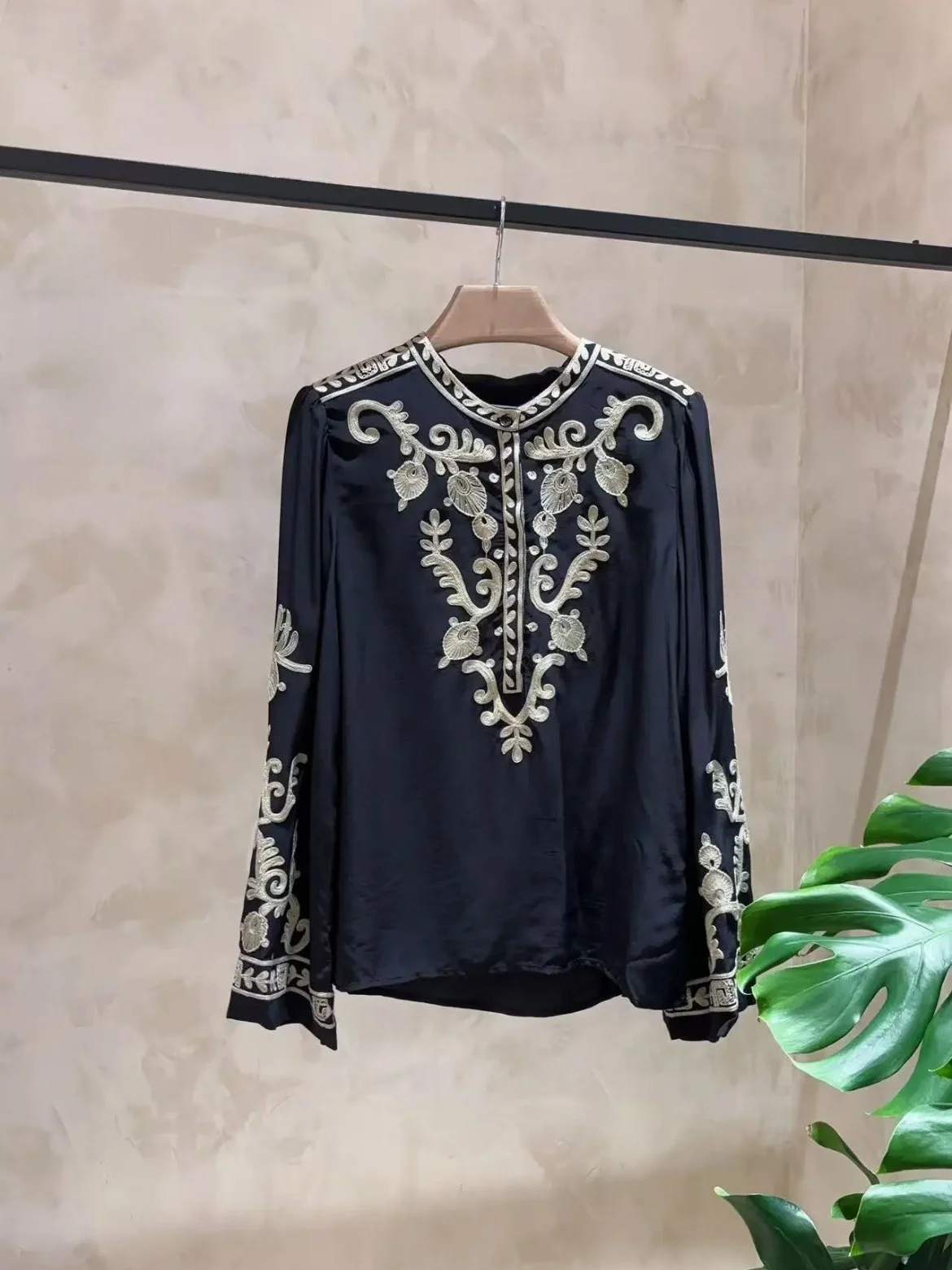 

Heavy Embroidery Long Sleeve Shirt Ethnic Style Top Women's Loose Fit Breathable Thin Material round Neck Button Detail