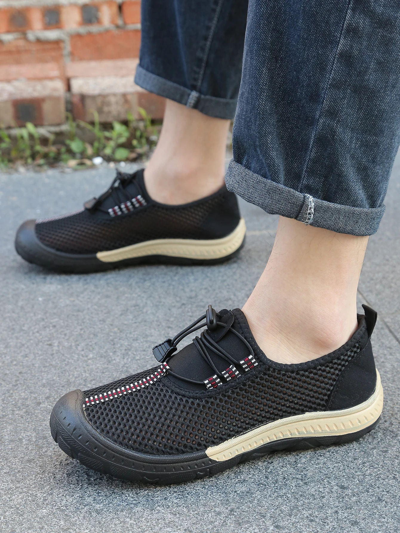 Atmungsaktive Mesh-Outdoor-Wanderschuhe für Herren, schnell trocknende Freizeitsneaker mit hohlem Obermaterial, verstellbarer Kordelzug zum Hineinschlüpfen, Alltagsschuhe – Detail 5