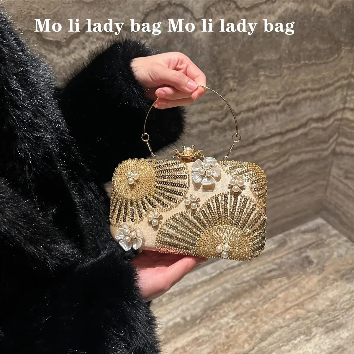

Glitter Sequins Exquisite Clutch Purse Beads Beaded Luxury Women Handbag Fashion Floral Evening Bag Wedding Party Banquet Bag