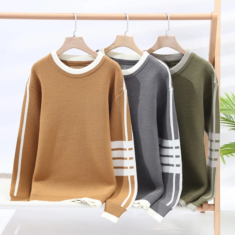 Maglione lavorato a maglia girocollo a righe a maniche lunghe casual da uomo nuovo, comodo top traspirante e versatile alla moda