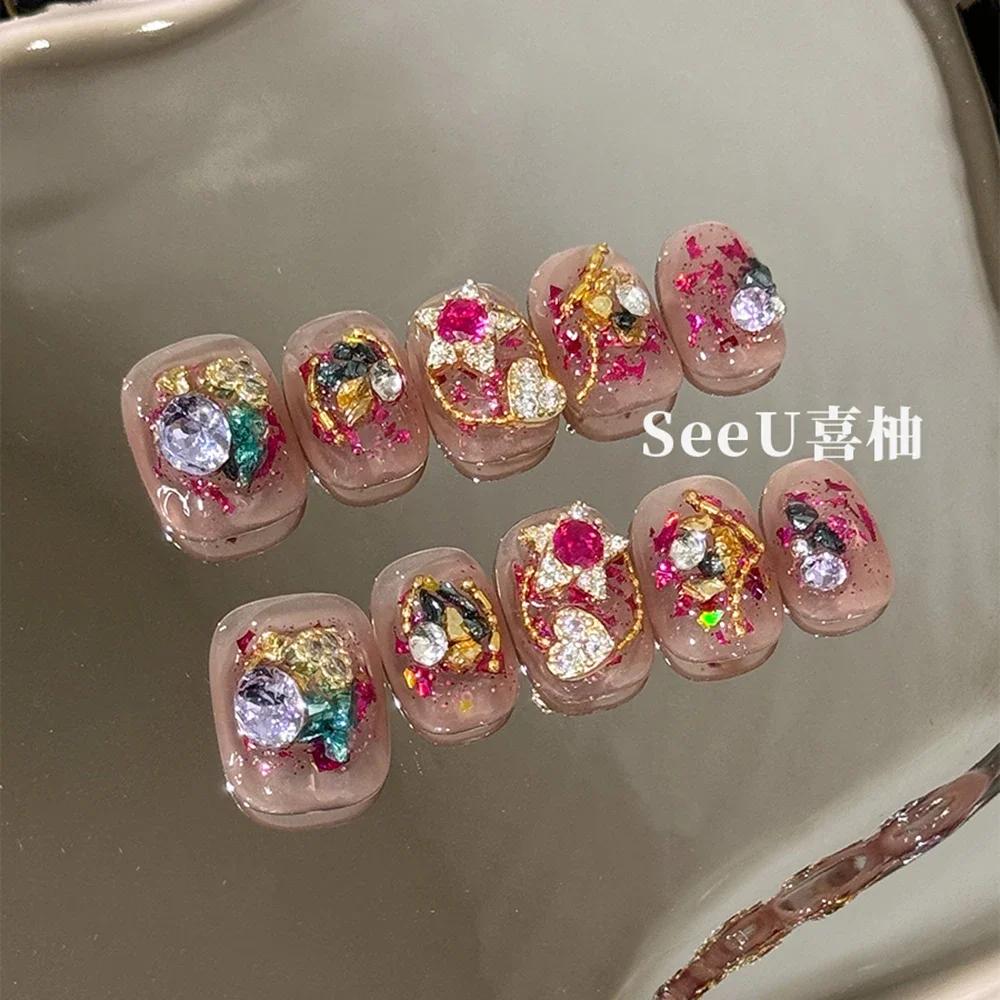 Handmade 10Pcs Luxury Diamond Short Fake Nails Advanced Sense Nail Glitter Rhinestone Heart Nail Removable Nail Art Women's Gift