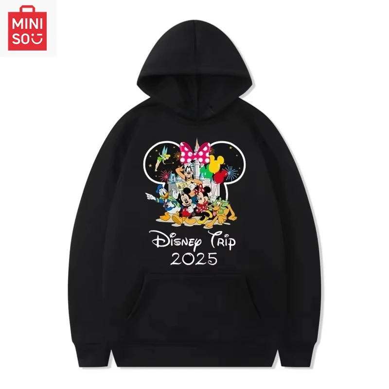 

MINISO Disney Fun 2025 пуловер с принтом Микки и Минни, осенний универсальный свитер, женская повседневная одежда, толстовка с капюшоном «Моя первая поездка»