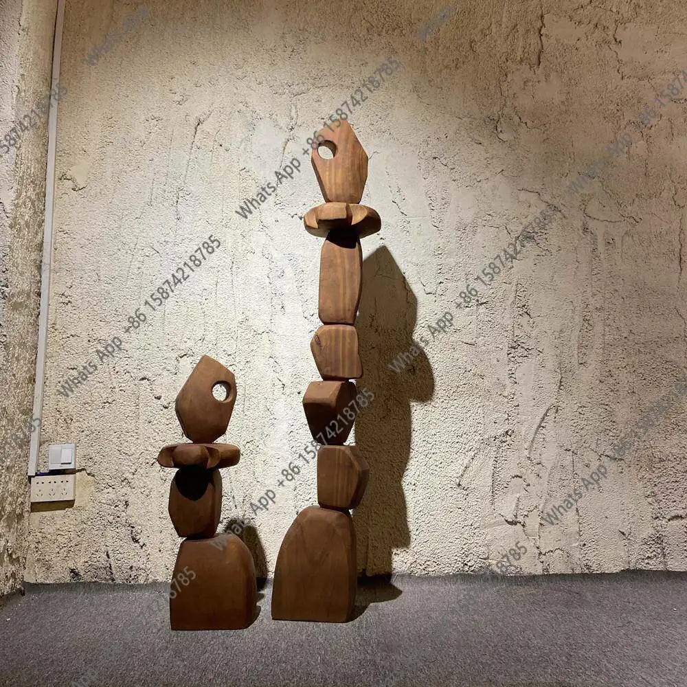Floor-to-ceiling ornaments, endless columns design Hotel sales office decoration Abstract geometric sculpture art