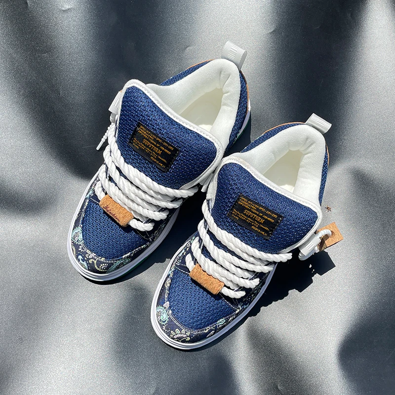 

New Fashionable Versatile Dark Blue Low-Top Casual Sneakers for Men, Students, and Couples, Breathable Flat Shoes, Trendy Sports Shoes