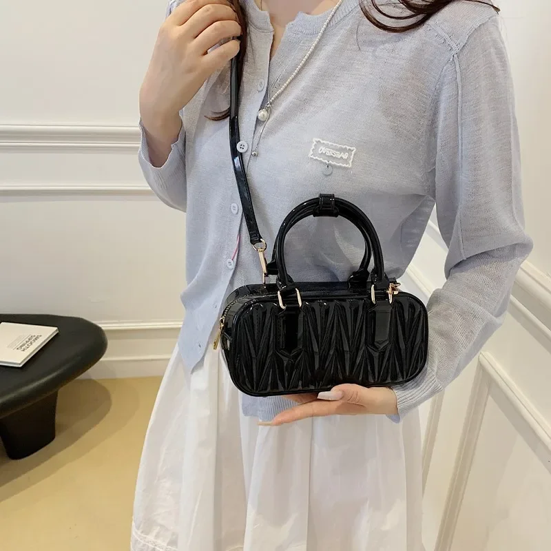 

Luxury Brand Women's Leather Tote Bag, Large And Stylish, Classic Elegant Handbag For Everyday Carry