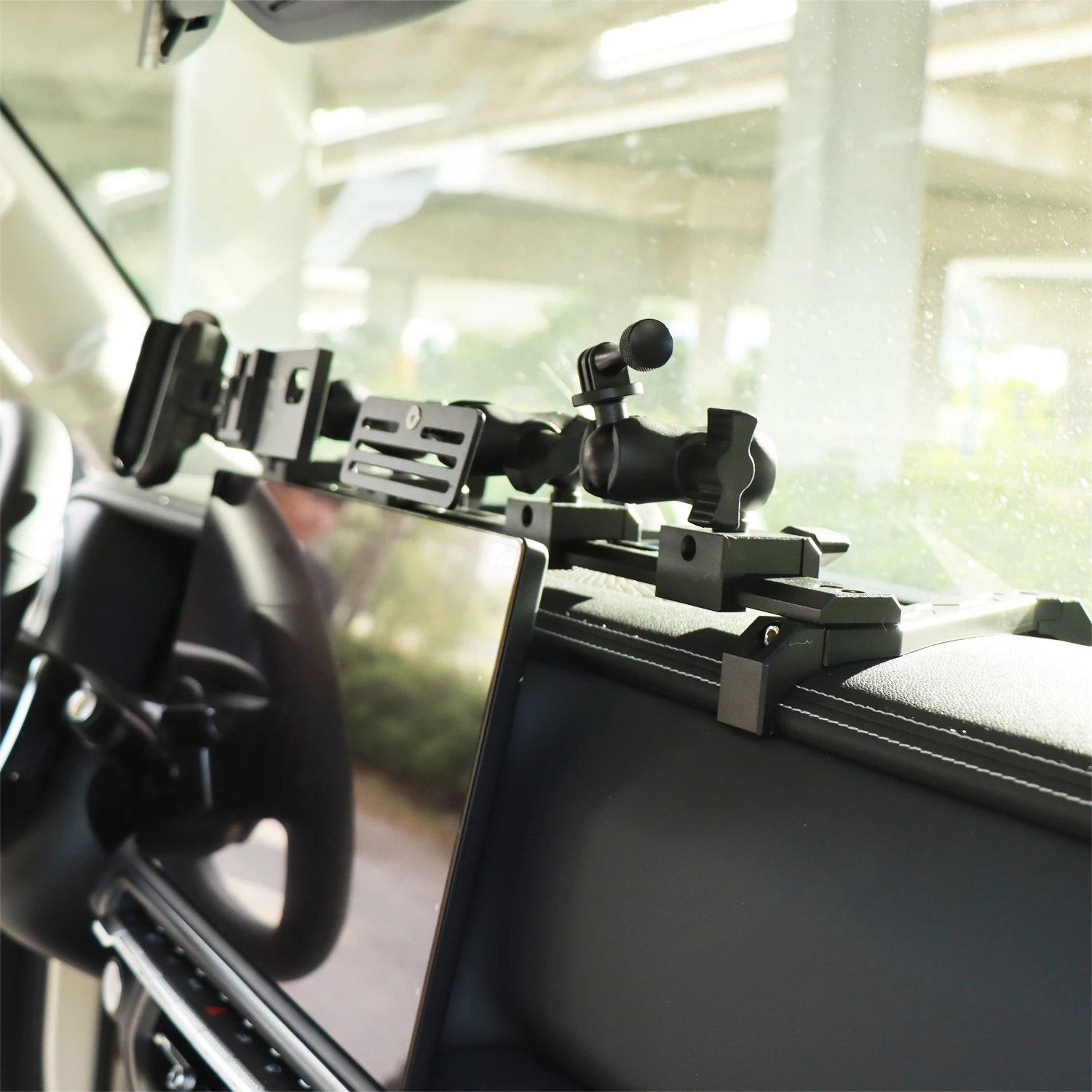 

For GWM Tank 300 2025 Console Phone Holder Dashboard Mount Adjustable Rotational Multi-Function Bracket Kit
