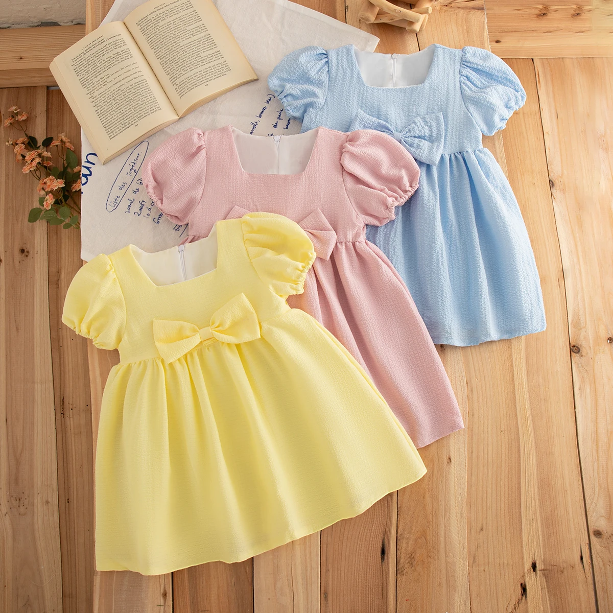 

Baby Girls Dresses Short Sleeved Sweet Summer New Children Clothes Solid Color Princess Bow Square Collar Dress For Girls