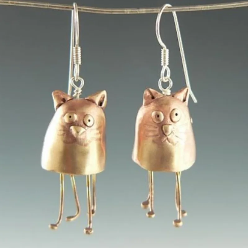 Einzigartige roségoldfarbene Kupfer-Ohrringe für Damen, kreative handgeschnitzte Katzen-Ohrringe, Vintage-Schmuck für Damen