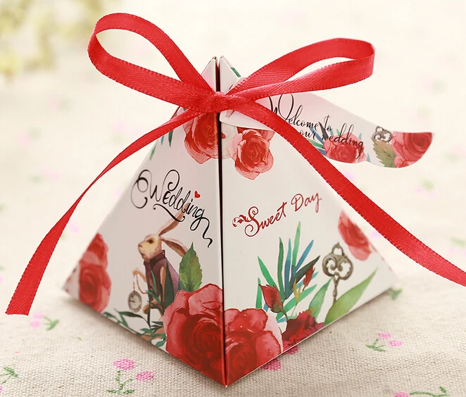 

100 x European Triangular Pyramid Lovely red Rabbit Wedding Favors Candy Boxes Gifts Box With tags & Ribbons Double-sided print