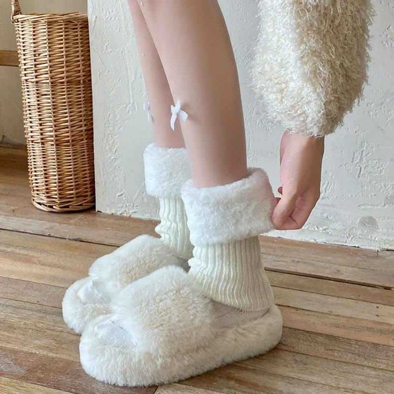 موضة بدوره على الفراء تقليم تدفئة الساق النساء الخريف الشتاء الدافئة أصفاد للأحذية عالية الرقبة من القبعات العالية الكروشيه سميكة جوارب محبوكة أغطية القدم الدافئة #1