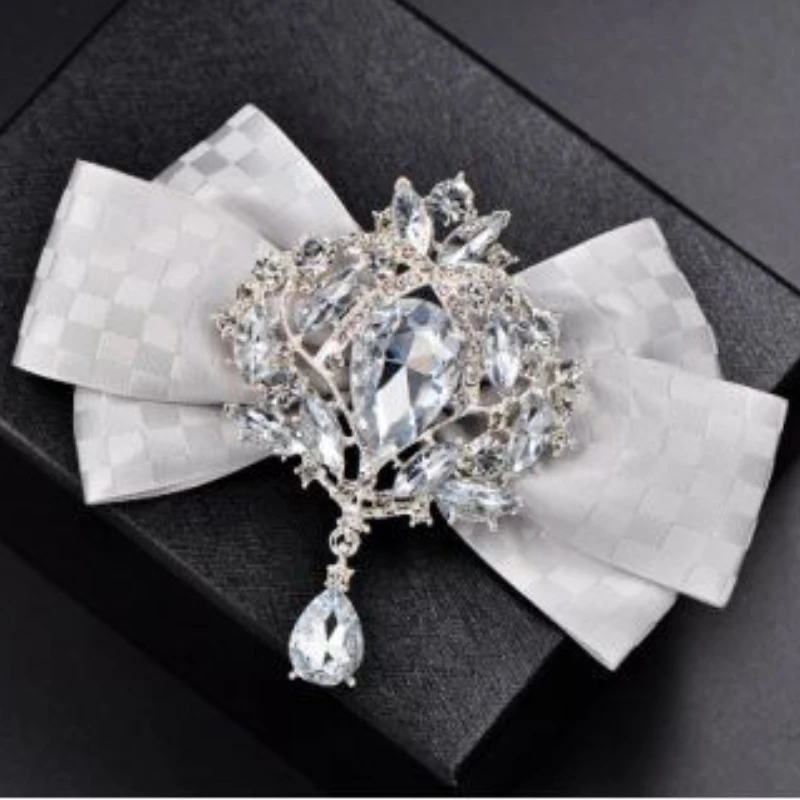 

Men's Wedding Rhinestone Bow Tie High-end Korean British Business Banquet Accessories Handmade Jewelry Bowtie Gift for Men Women