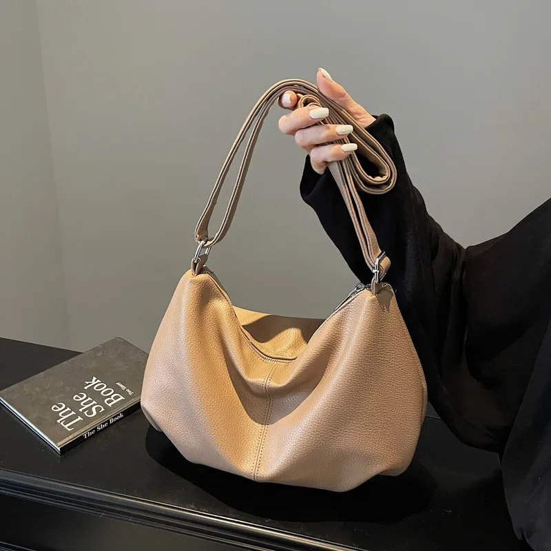 

Crossbody Shoulder Commuter Bag for Women, 2025 New Spring, Retro Soft-Surface Large-Capacity, Versatile Bestseller, Stylish Bag