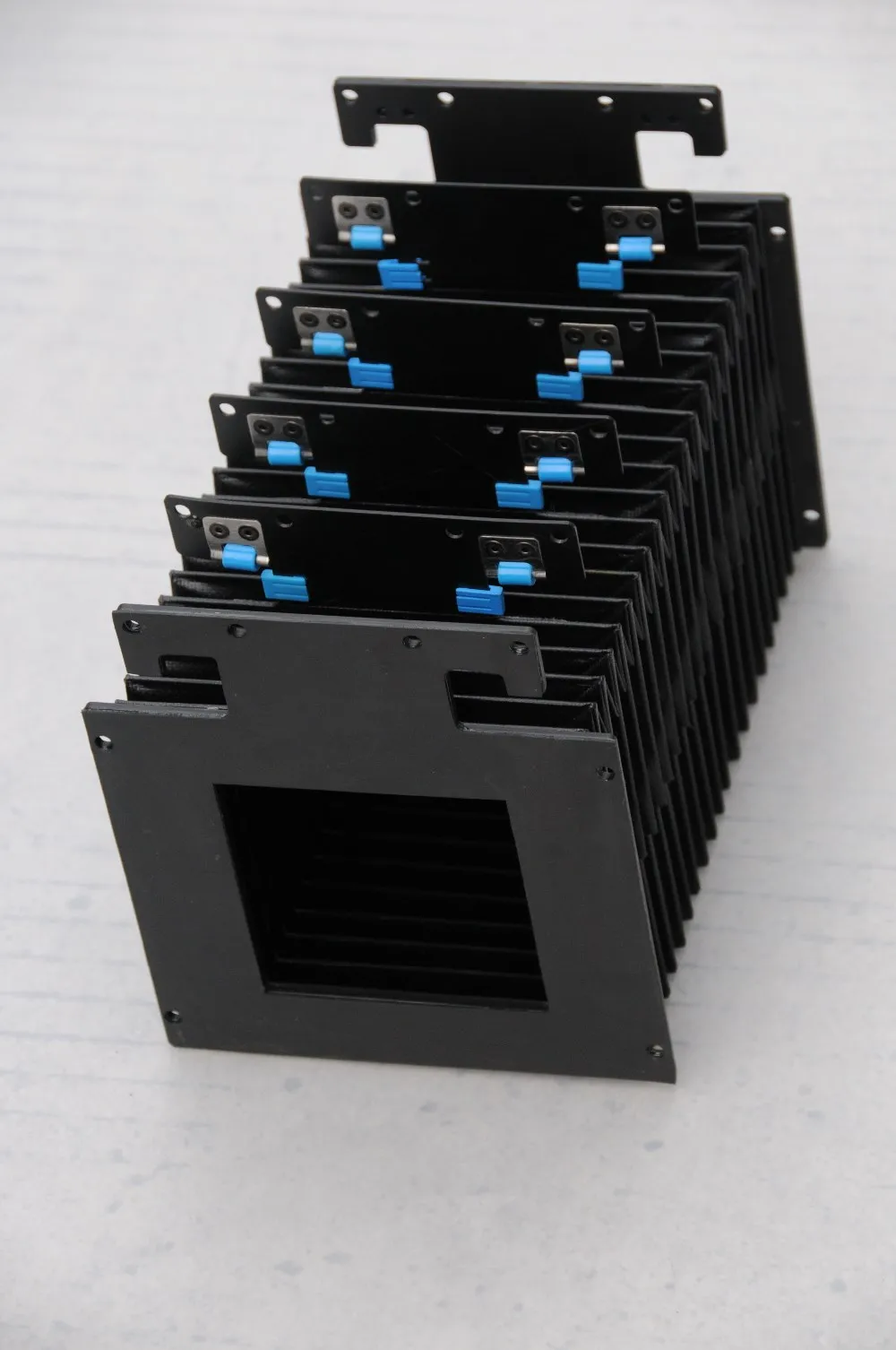 أغطية توجيه خطية مخصصة عالية الجودة مقاومة للغبار لأغطية دليل الآلة