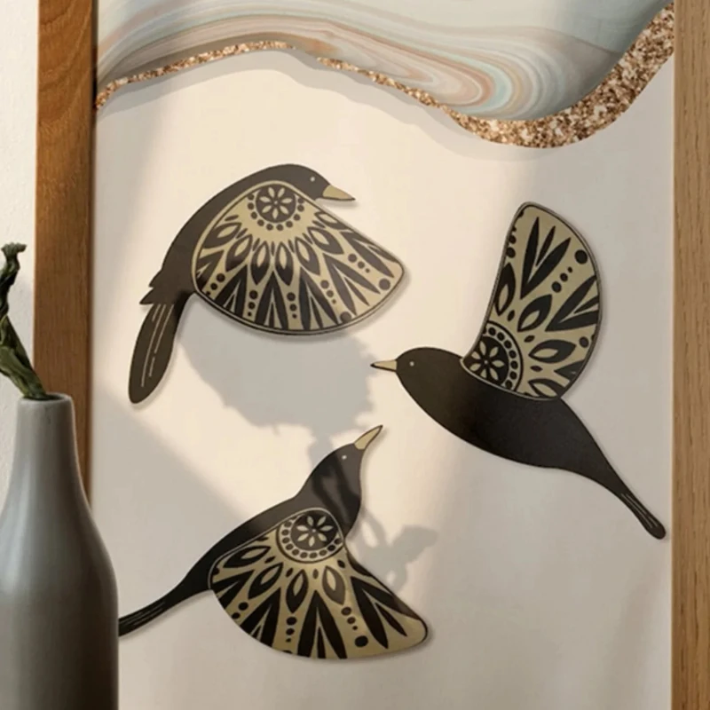 Gothic Black Bird Wall Decor Set Vintage Wooden Art for Living Room Bathroom or Kitchen Indoor and Outdoor Decorations Ideal