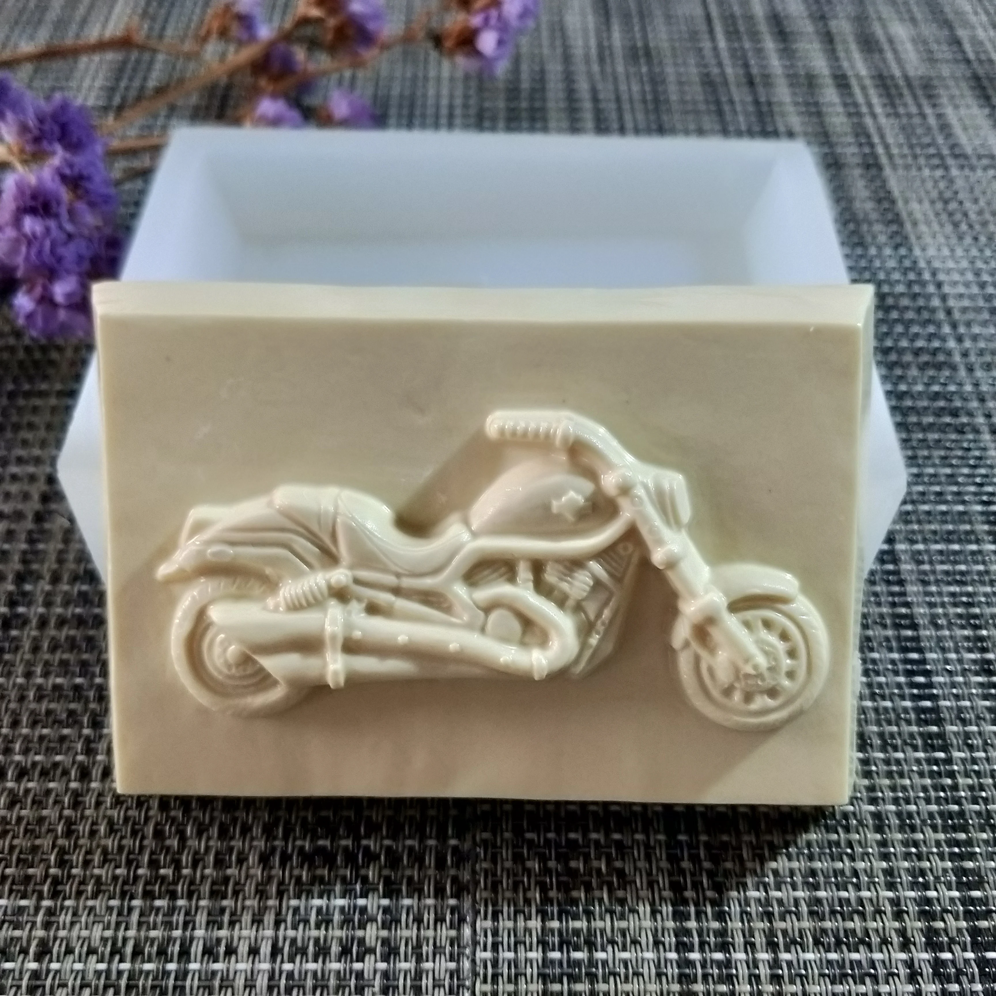 QT0159 PRZY Motorcycle Soap Mould Mold Silicone Handmade Soap Making Molds Candle Mold Silicone Resin Clay Moulds Eco-friendly