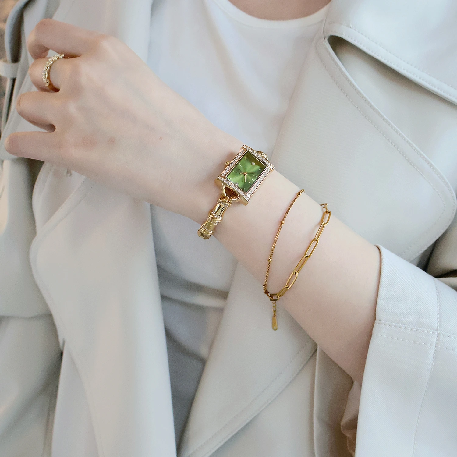 

Bracelet Style Vintage Women's Watch Full Diamond Light Luxury Square Quartz Watch Elegant Casual Women's Fashion Watch Set