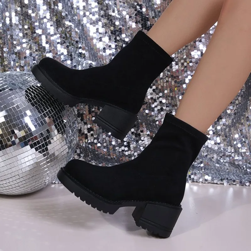 

2026 Fashion Boots Autumn New Round Toe Suede Cover Foot Platform Non-slip Wear-resistant Block Heel Short Boots 35--42