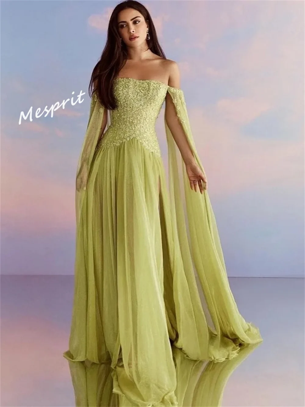 Abito da sera lungo fino al pavimento a trapezio con spalle scoperte elegante da ballo personalizzato in chiffon drappeggiato in pizzo personalizzato Arabia Saudita es