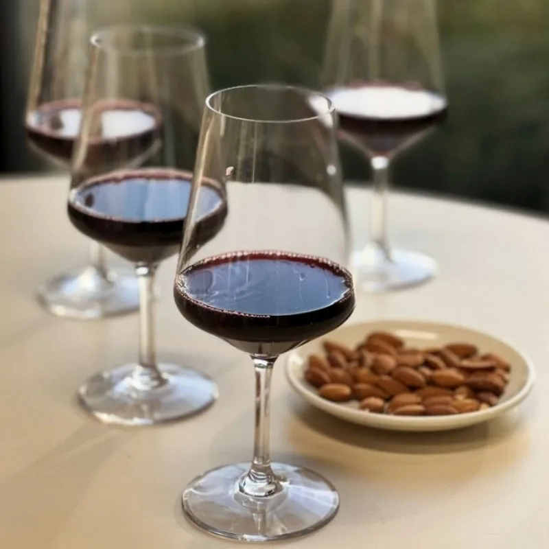 

Wine Glass Set of 4 19oz BPA Free Unbreakable Plastic Red White Wine Cups Reusable Home Party Bar Drinkware