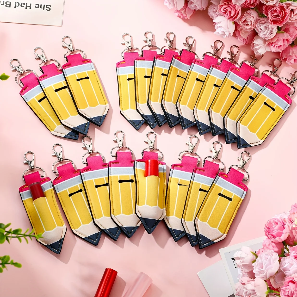 1pc Lip Balm Clip Keychain,Cute Cartoon Pattern Knitted Elastic Lipstick Holder,Keyring Bag Backpack Pendant Car Key Ring Charms