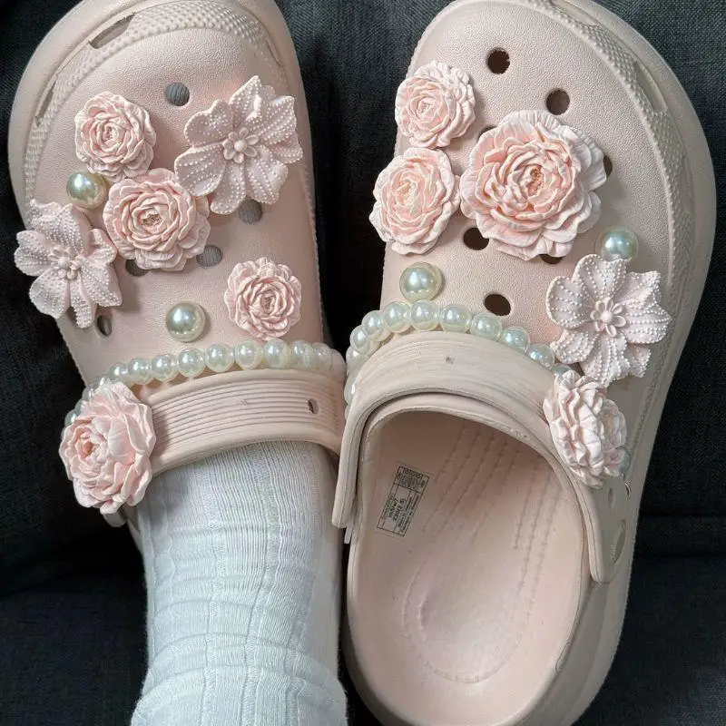 

DIY Fashion Flower PVC Shoe Charms Accessories For Clogs Slipper Slide Sandal Garden Shoe Decoration Buckle Pins Girl Women Gift