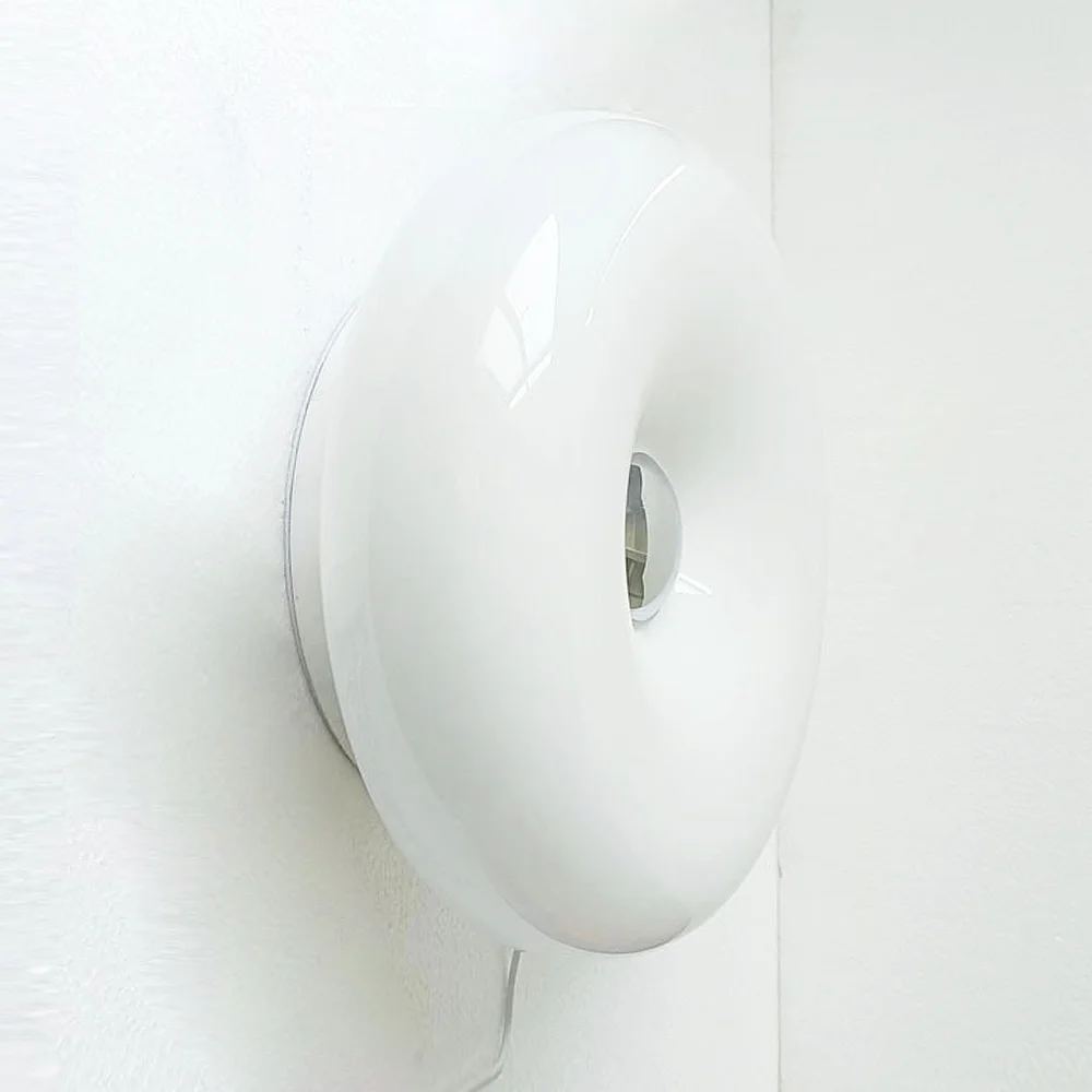 Lámpara de pared de Donut de estilo escandinavo, luz nocturna de atenuación para dormitorio, Bauhaus, mesita de noche, lámpara de mesa ambiental, luz de pared de puerta de Halloween