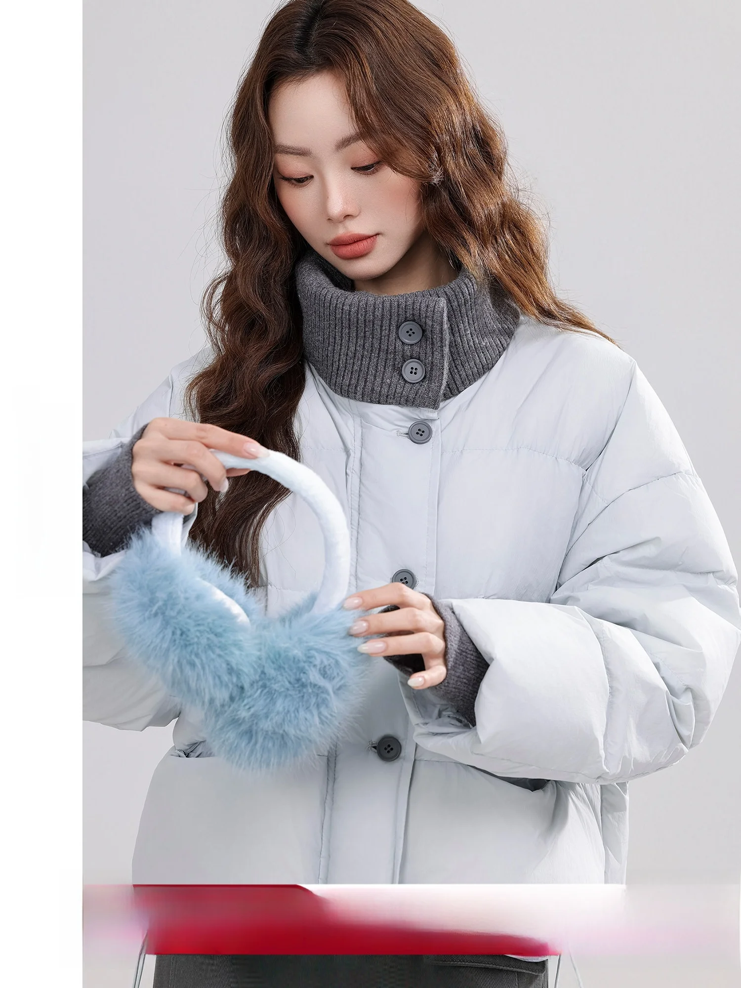 

Blue Knitted ort Bread Jaet Women's Vintage Sle Durable down Coat Warm Thiened Nylon Fabric oulder Widthened Design