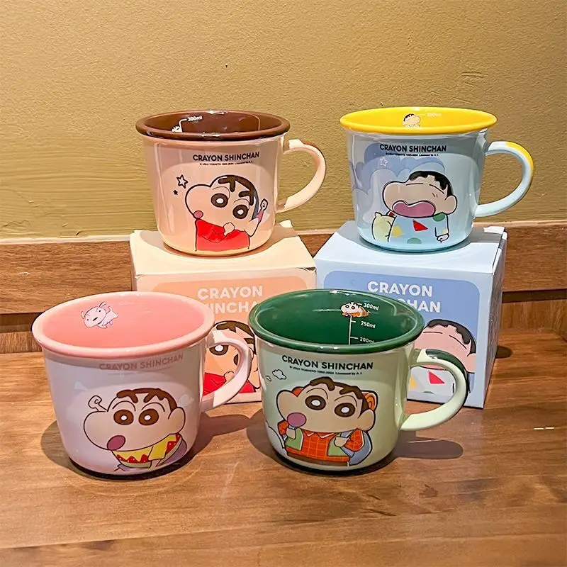 Crayon Shin Chan 340ml อะนิเมะนมขนาดถ้วยน่ารักการ์ตูนอาหารเช้าถ้วยเซรามิค Crayon Shin Chan ถ้วยน้ําเด็กของขวัญ