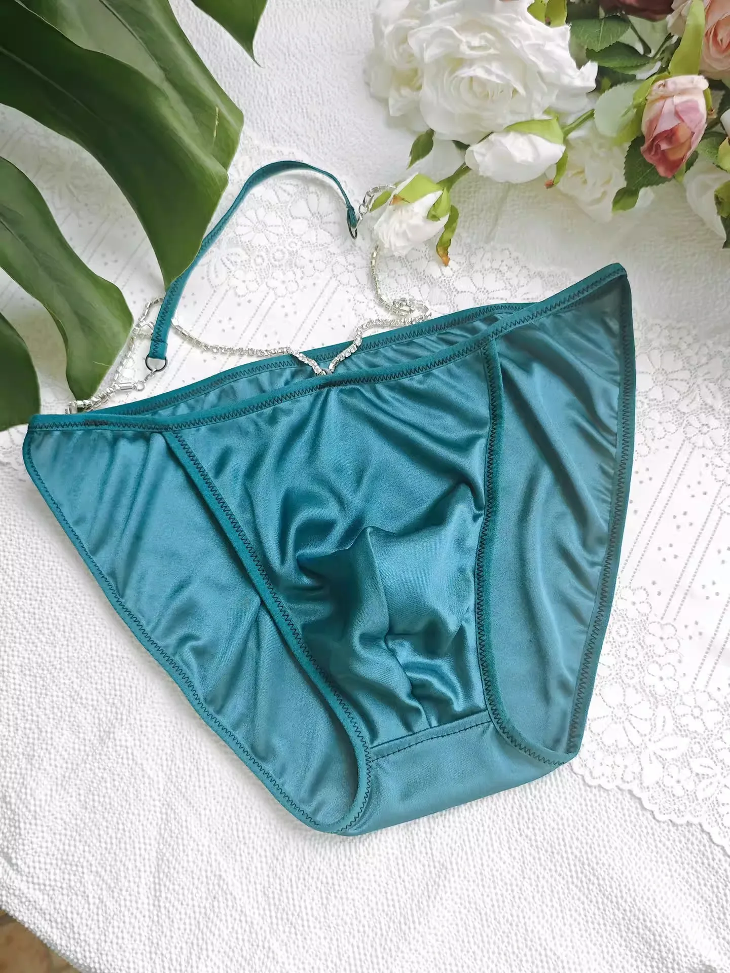 Handmake Man's Satin Sliky Touch Soft Chain Design Briefs BF Gifts LGBQT Group FKK Private Party