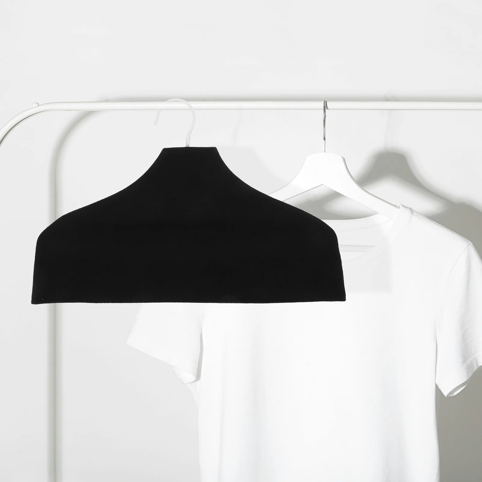 

3Pcs Clothing Hanger Cloth Covers Non-Slip Linen Cotton Breathable Garment Protector Wardrobe Clothes Organizer