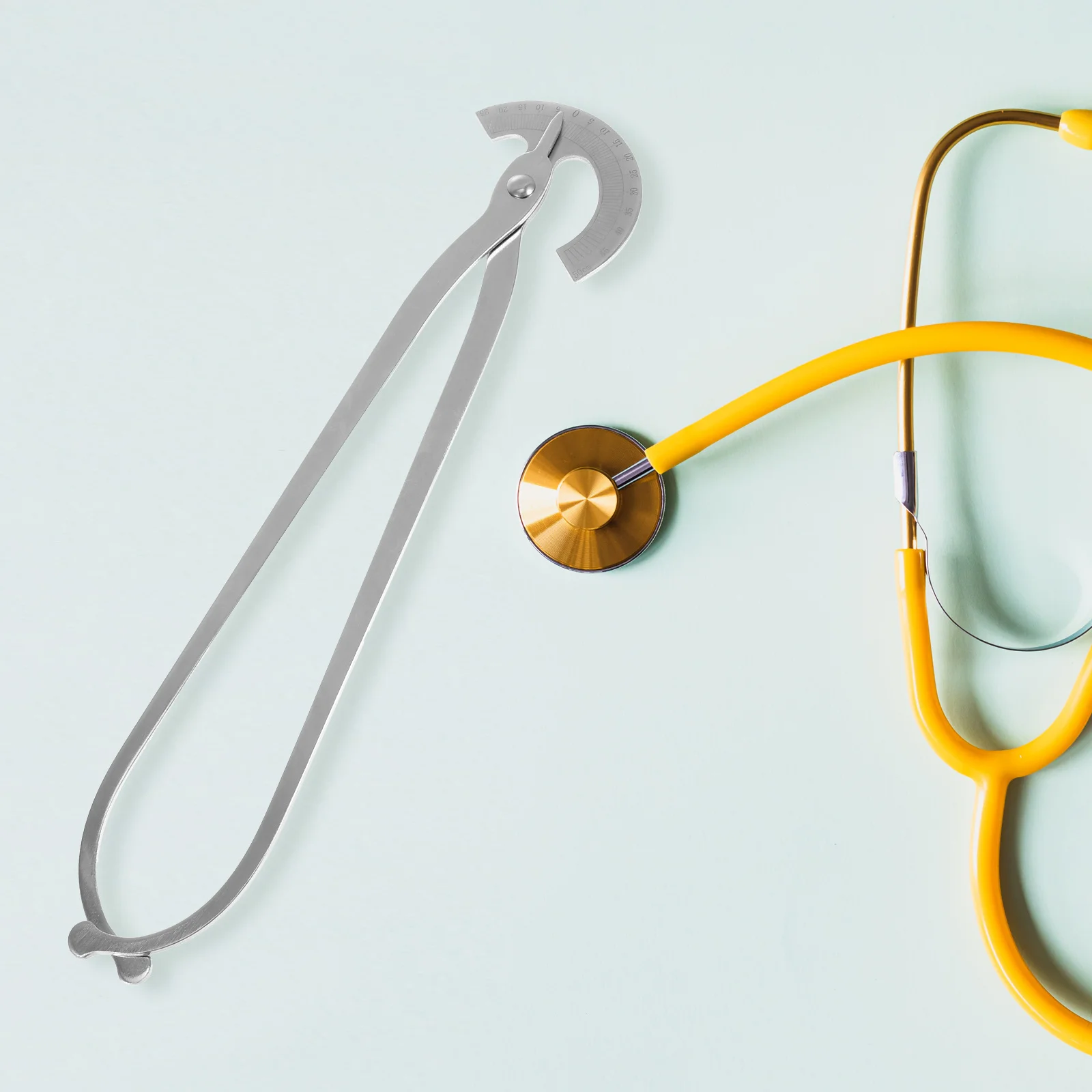 

1Pcs Professional Obstetric Pelvic Measuring Instrument Stainless Steel Medical Tool for Hospital Use Silver Pelvic