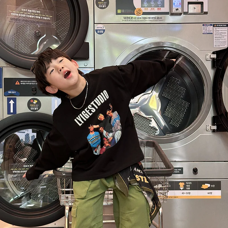 

Детская одежда, повседневная футболка в стиле ретро с цифровым принтом, новинка 2024, универсальная хлопковая футболка в Корейском стиле с длинными рукавами для мальчиков на осень