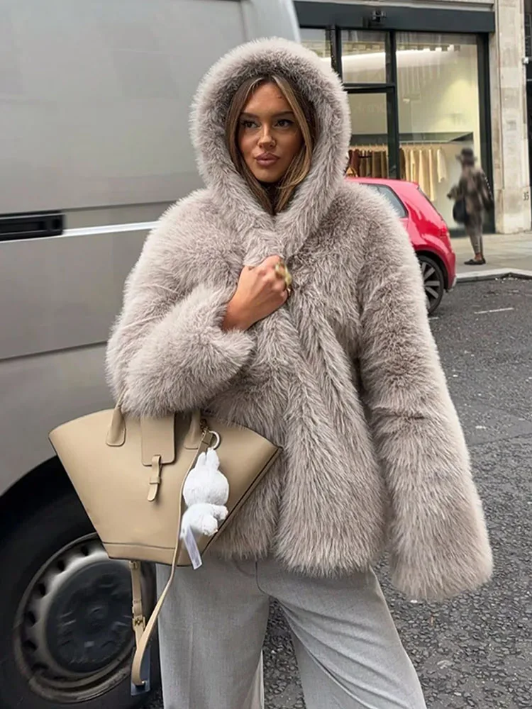 

HH Winter Women Warm Hooded Jacket Long Sleeves Hidden Buckle Short Coats Female Fashion Casual Loose Artificial Fur Coats