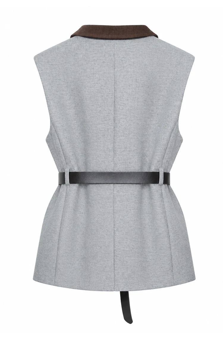 KX7523378 Luxuriöse Damenweste aus Wollmischung mit Taschen, elegante, minimalistische, ärmellose Jacke – Detail 10