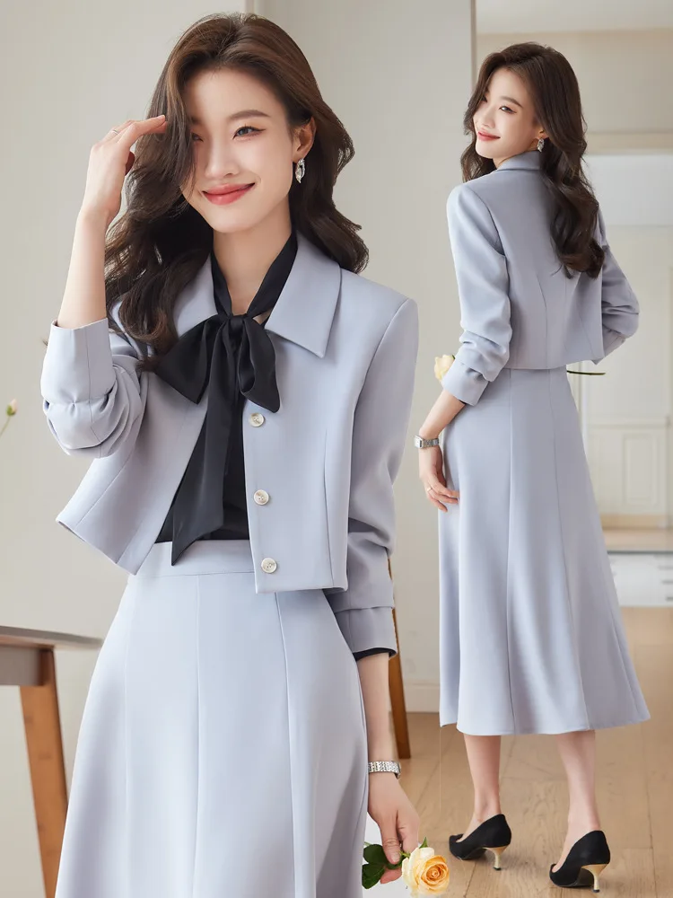 Short women's blazer for spring and autumn2023New high-end stylish small-sized commuter fashion suit