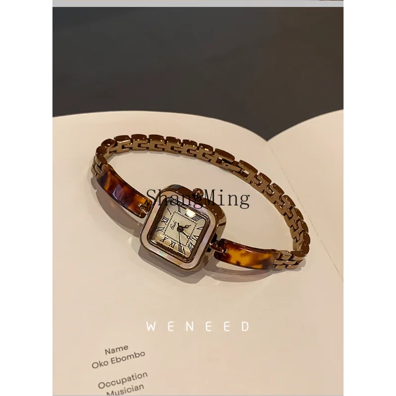 

CL watch women's light luxury niche new high-end square small dial bracelet watch women's quartz watch