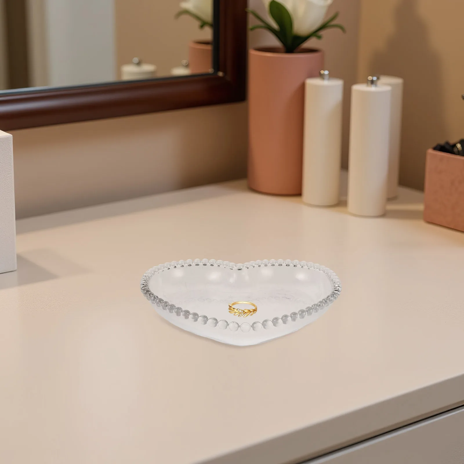 

Vintage Heart-Shaped Glass Jewelry Tray Women Romantic Trinket Dish Organizer Valentine Day Gift Vanity Display Earrings Storage