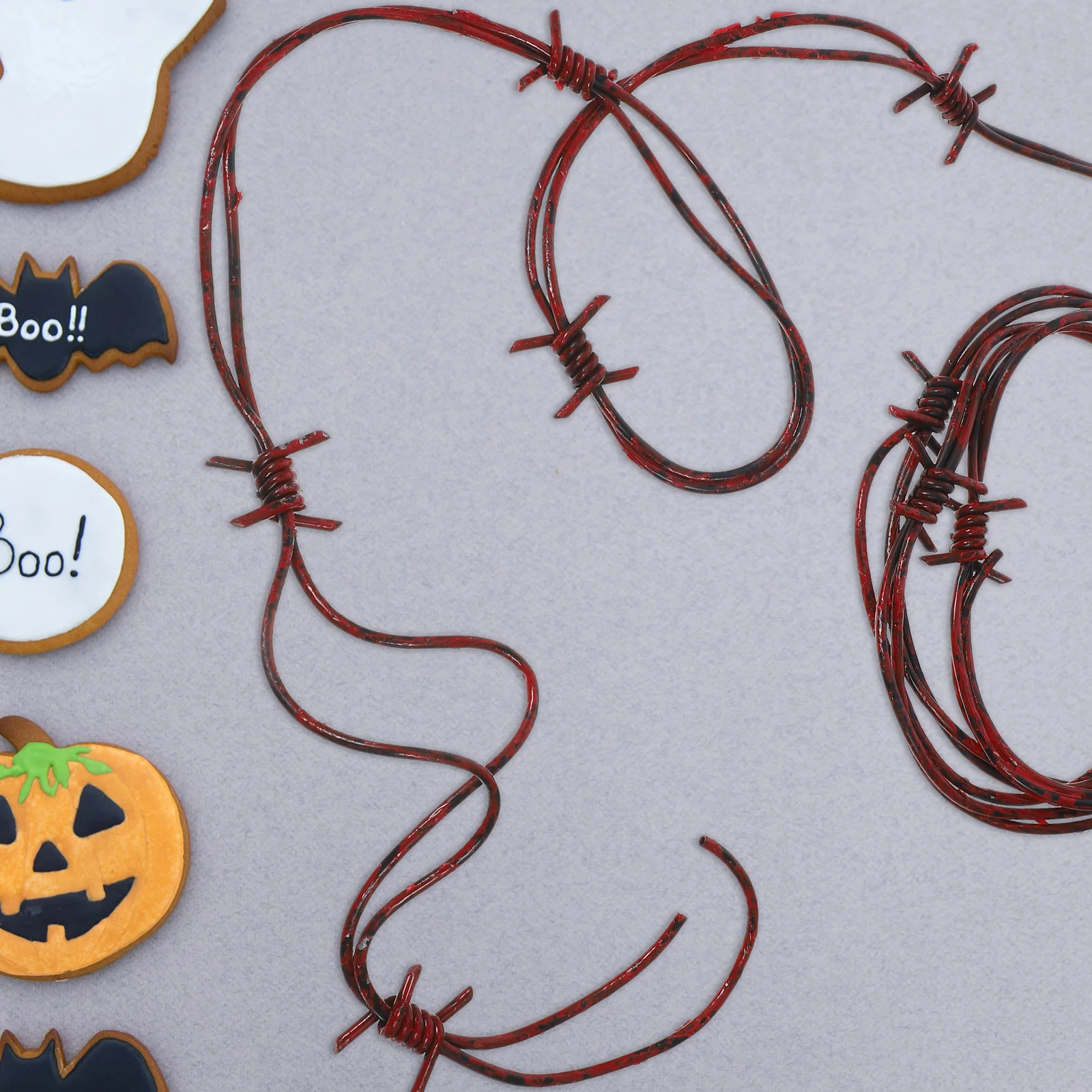 

Halloween Barbed Wires Ornament Realistic Simulation Props for Dark Places Party Decor Halloween Barbed Wires Ornament