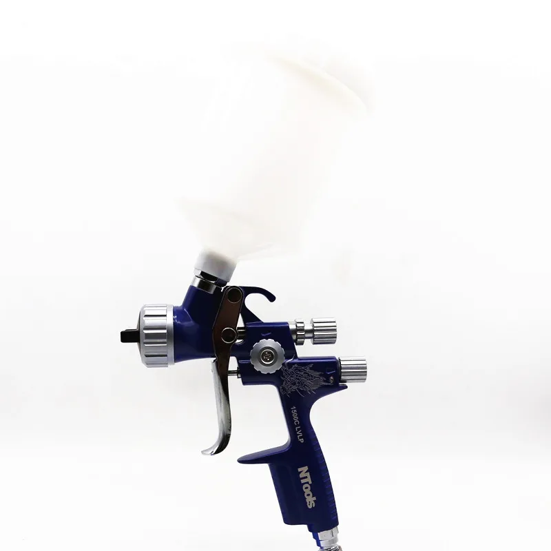 LVLP 1500C SPRAY GUN1.3 With 1.7 spare needle nozzle kit Paint Spray Gun Car Spray Tool Air Spray Gun Professional Spray Gun