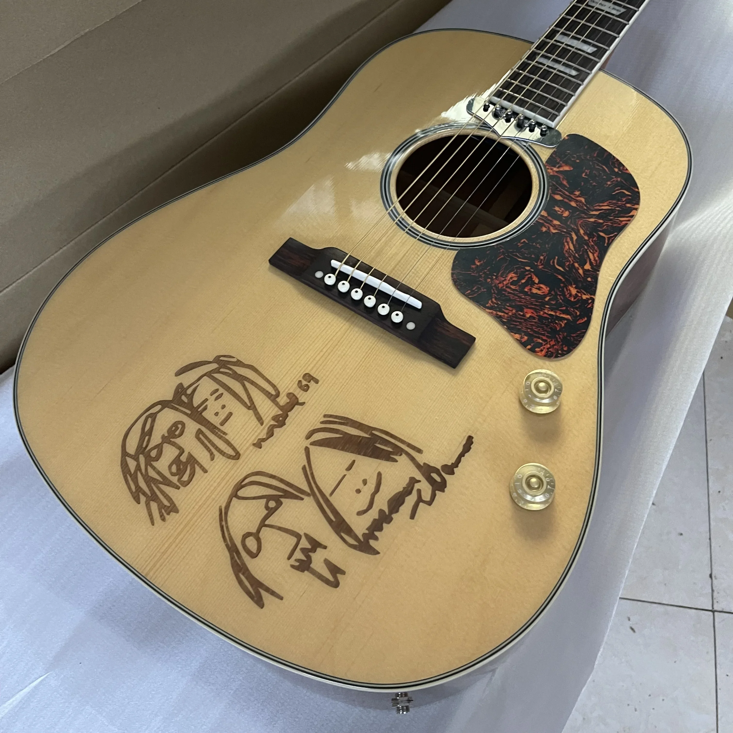 Professional J Series Acoustic Guitar with 6 Strings, Protective Panel and Printed Design, Suitable for Beginners and Professionals view 3